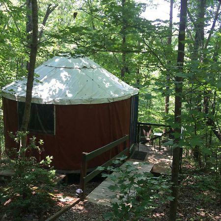 Cedar House Inn & Yurts Dahlonega Esterno foto